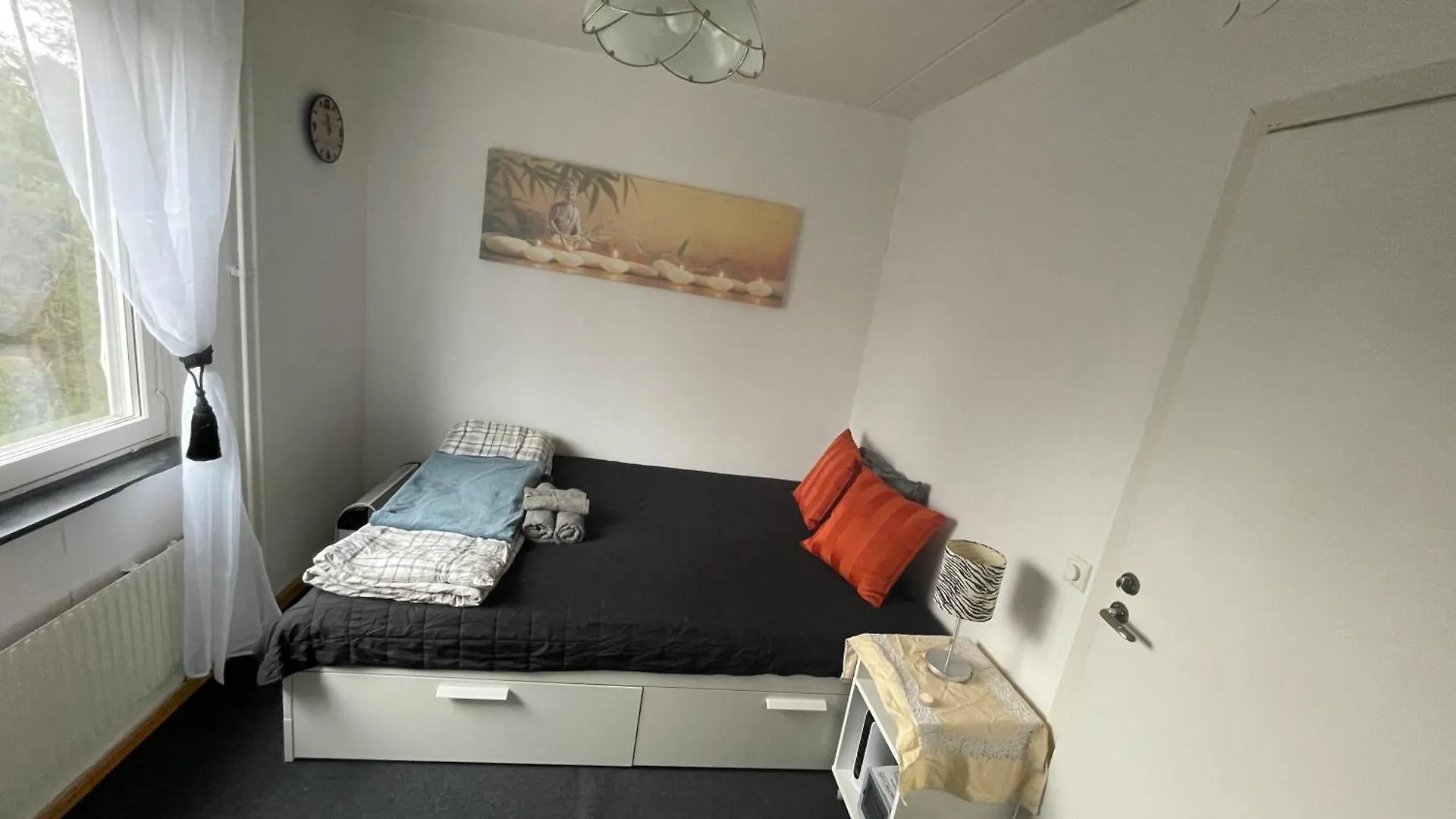 Independent Cozy Apartment In Husby Stockholm